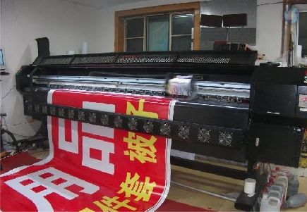 镇江喷绘广告分辨率是多少？
