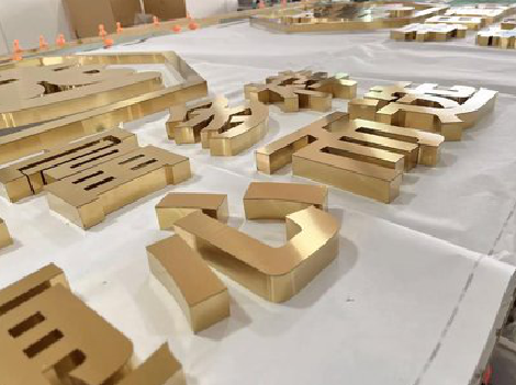 镇江拉丝不锈钢字的特点。